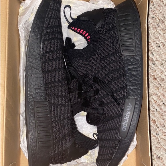 NMD R1 STLT PK - Picture 1 of 1